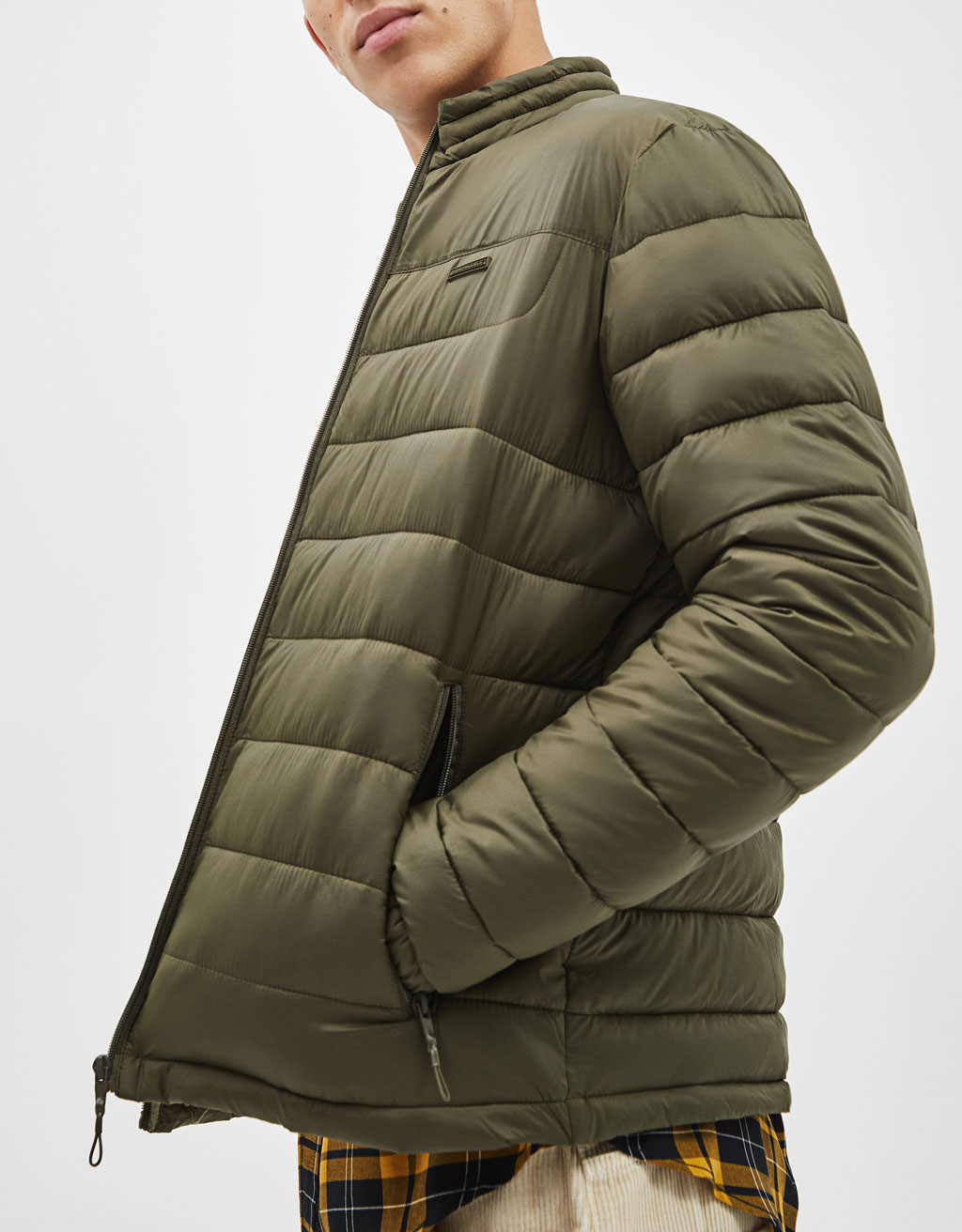 Khaki puffer jacket - obrazek 5