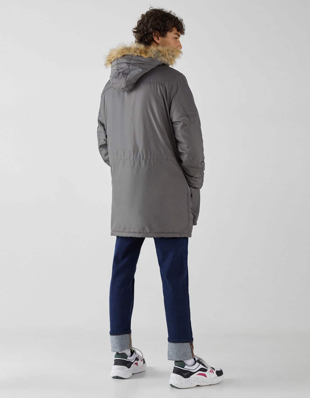 Parka with hood - obrazek 3